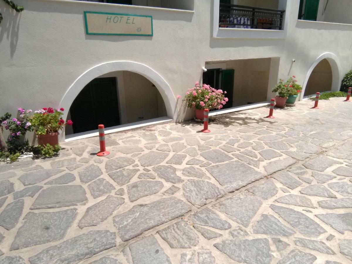 Hotel Anixis Resort Naxos City ภายนอก รูปภาพ